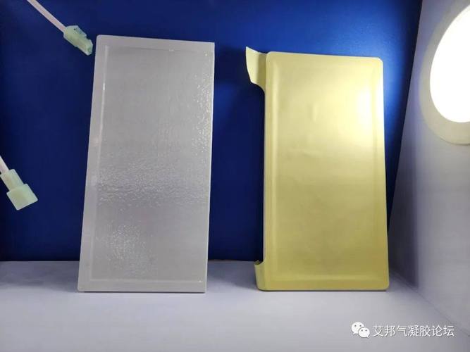 气凝胶 深圳电池展上的“隔热之王”，如何为新能源安全保驾护航？